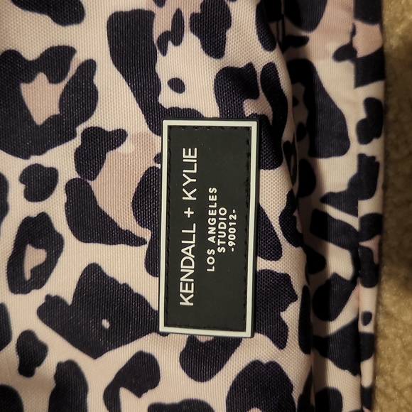 Leopard backpack - Picture 4 of 6